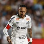 Uppgifter Barcelona överväger att värva Neymar