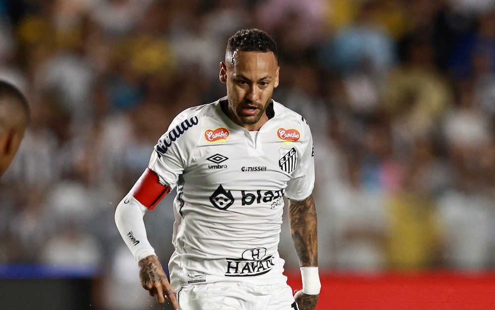 Uppgifter Barcelona överväger att värva Neymar